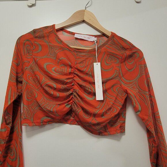 Lisa Says Gah : Elenor Crop Top, Wild Hearts Red - Picture 4 of 5